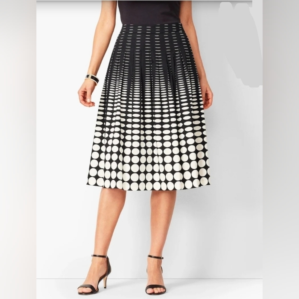 Calvin Klein Black & White Geo Print Pleated Skirt Size 10